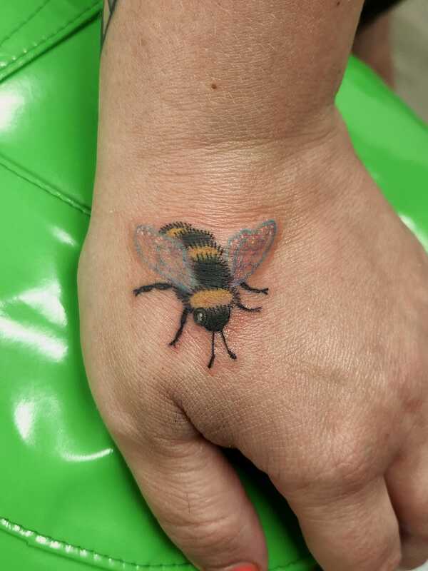 bumble bee tattoo by nicole at tantrix body art